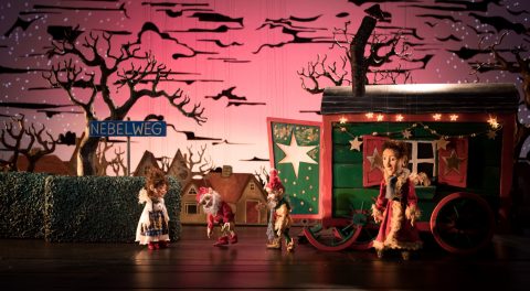 Augsburger Puppenkist: Als der Weihnachtsmann vom Himmel fiel - 2017
