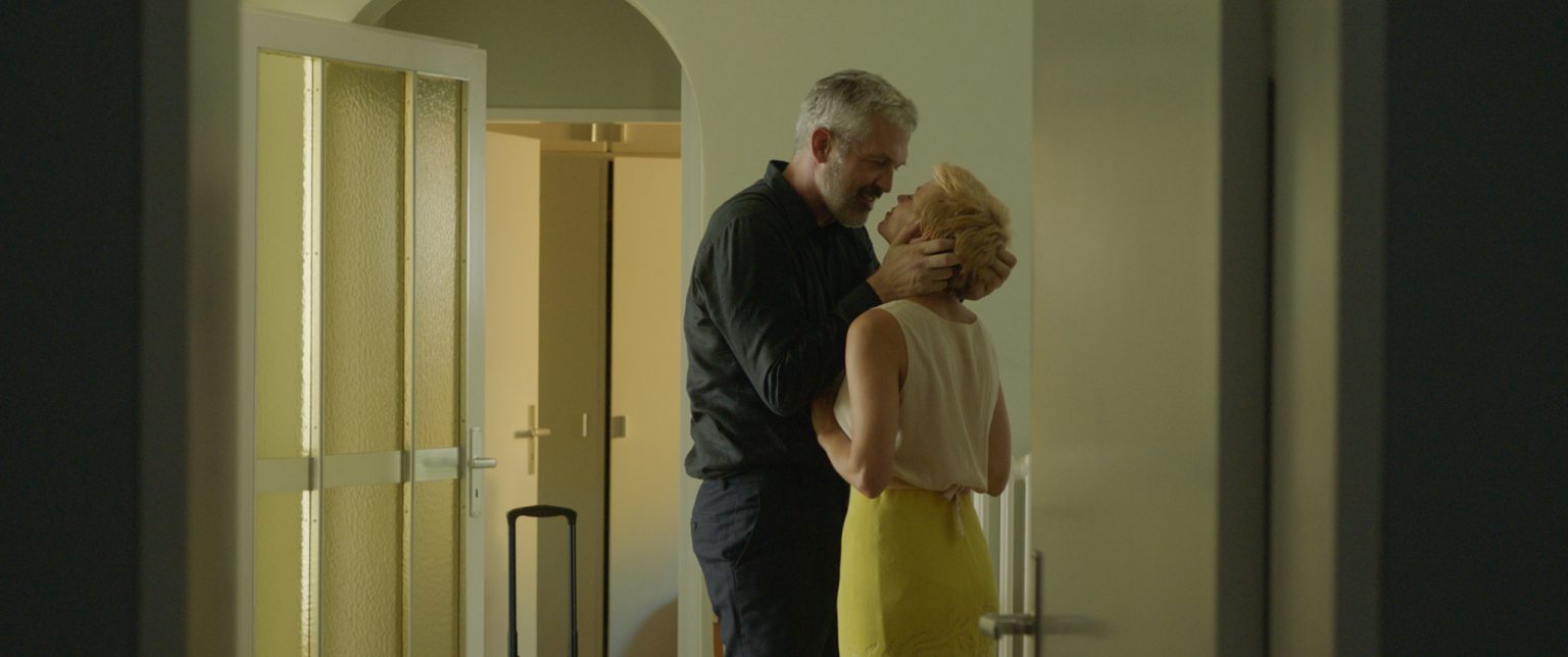 Ein Fisch, der auf dem Rücken schwimmt 2020 Düsseldorfer Filmkunstkinos