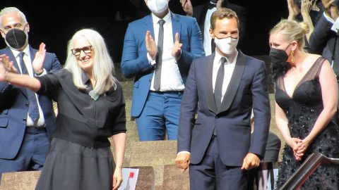 Jane Campion, Benedict Cumberbatch und Kirsten Dunst bei der Premiere von POWER OF THE DOG in Venedig