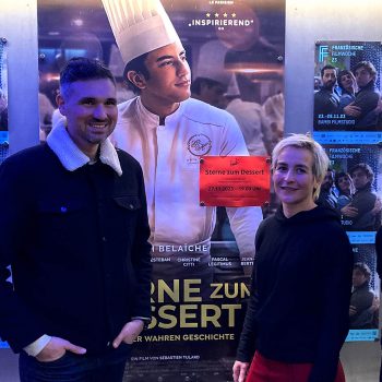 Sterne zum Dessert - v.l. Regisseur Sébastien Tulard mit Moderatorin Urte Fink und Alice Girin (Institut français Düsseldorf)