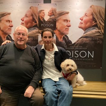 Désirée Nosbusch und Hund Bowie mit Kalle Somnitz von den Düsseldorfer Filmkunstkinos