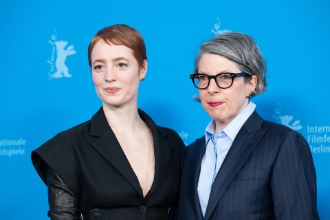 Schauspielerin Leonie Benesch mit der Regisseurin Petra Volpe