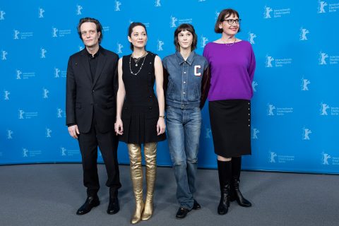 v.r. Lucile Hadžihalilović mit ihren Darsteller*innen: Clara Pacini, Marion Cotillard und August Diehl