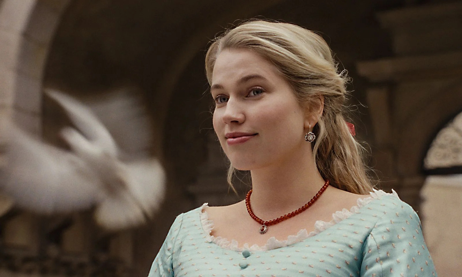 The Ugly Stepsister - 2025