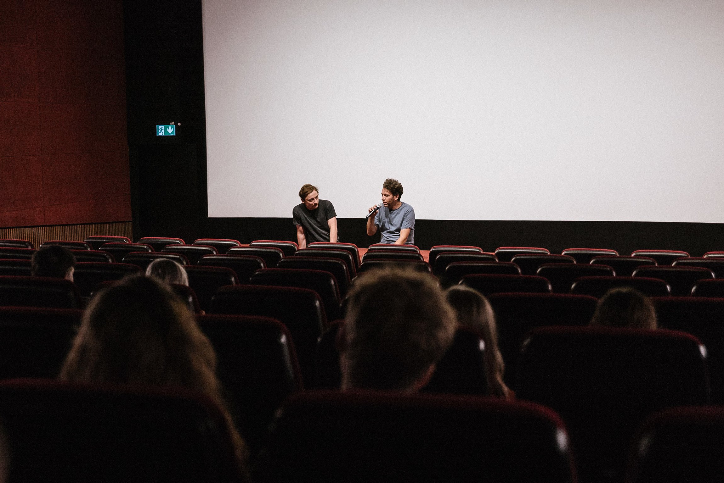VEREINZELT SONNE: Premiere im Metropol
