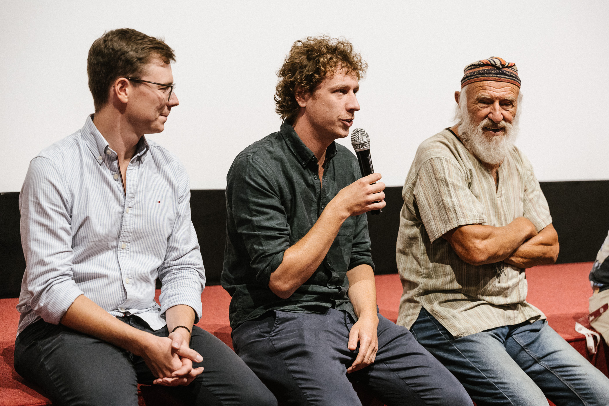 AUSGSTING: Premiere im Metropol