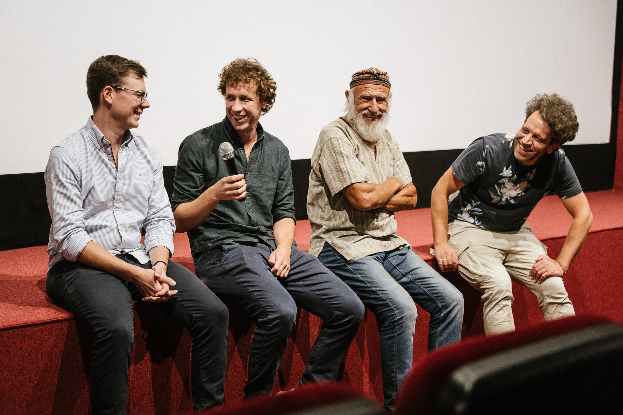 AUSGSTING: Premiere im Metropol