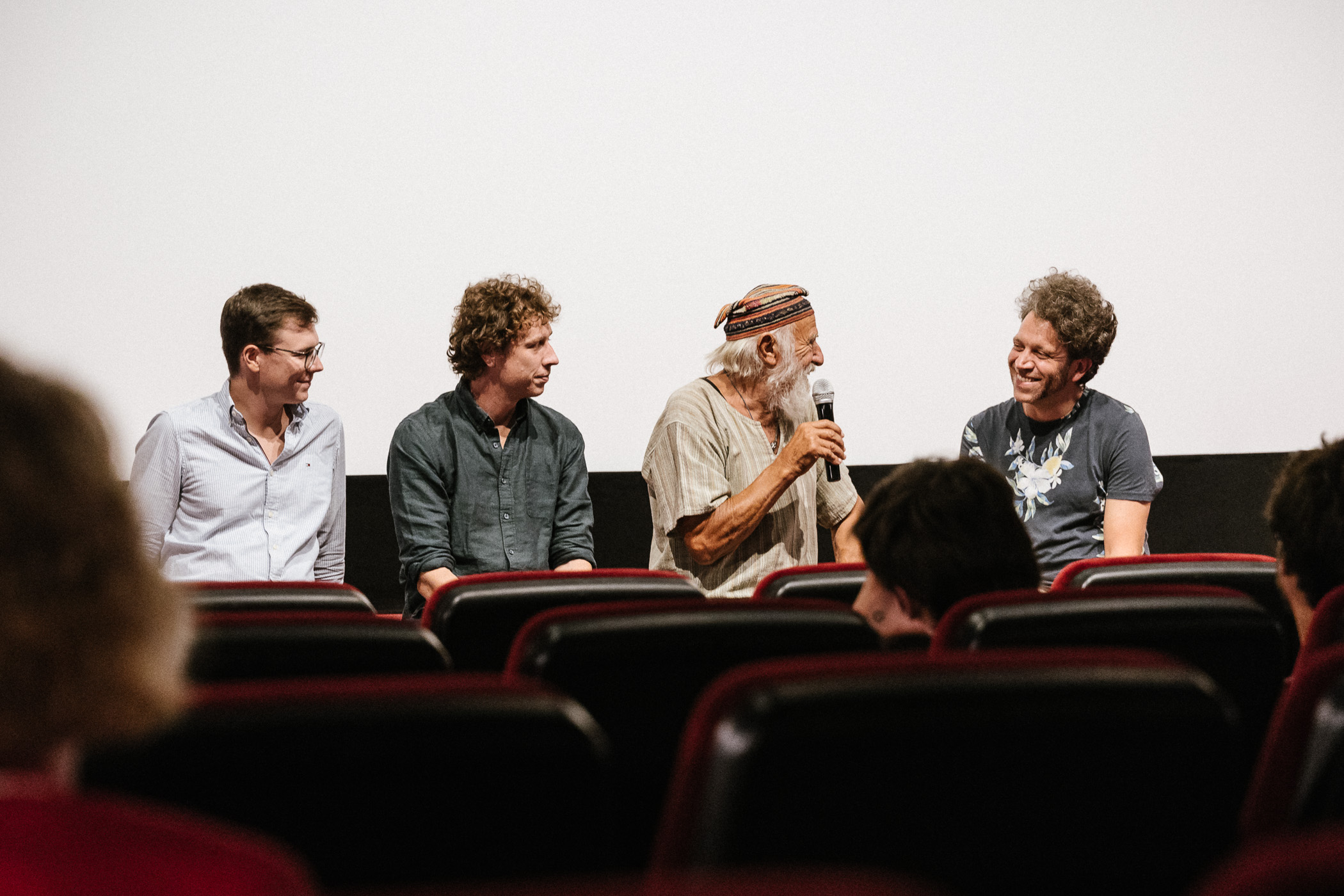 AUSGSTING: Premiere im Metropol