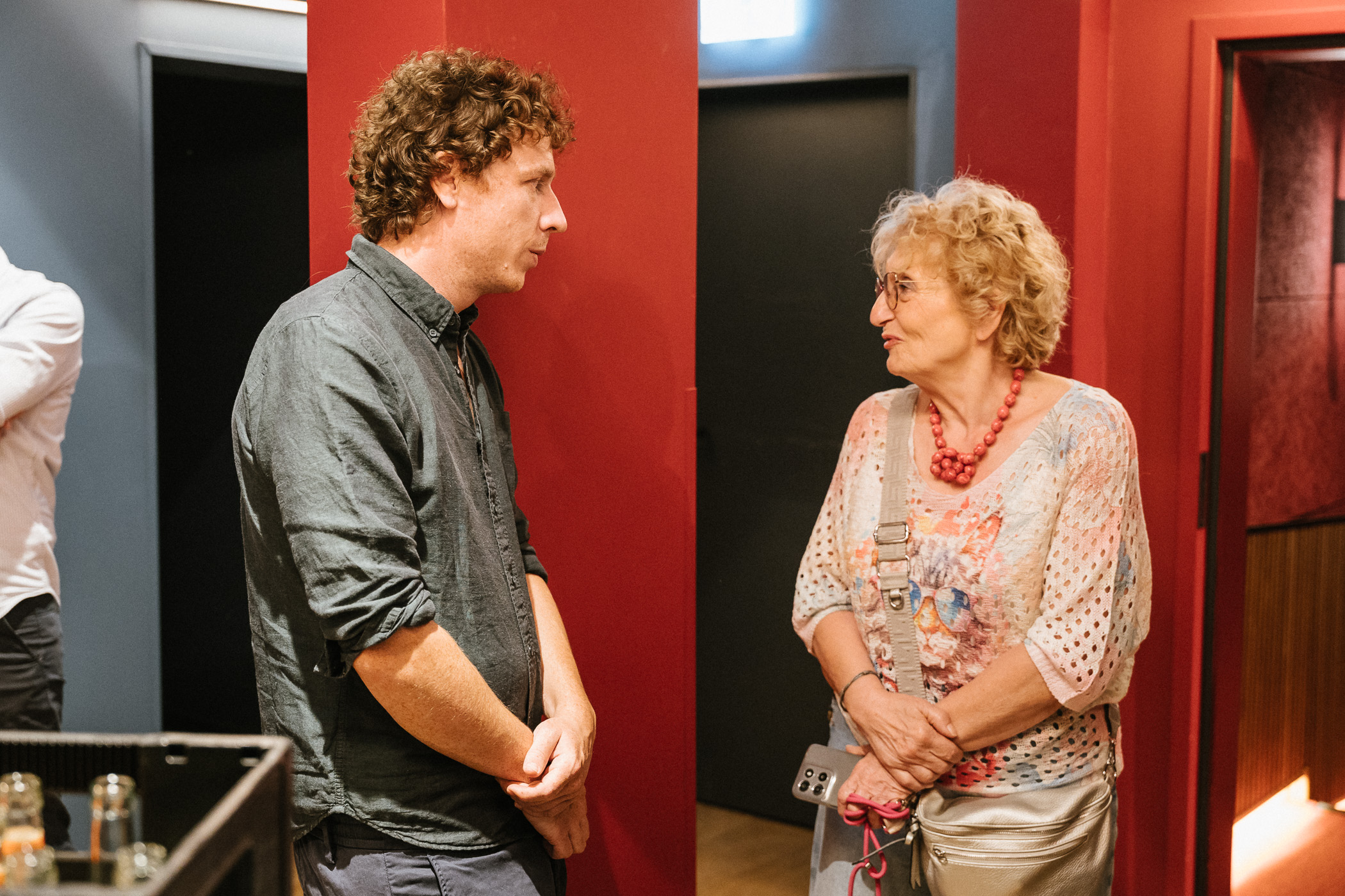 AUSGSTING: Premiere im Metropol