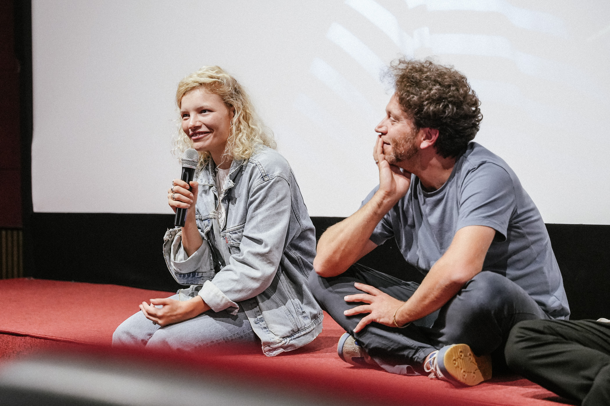 HOW TO BE NORMAL: Deutschlandpremiere im Metropol