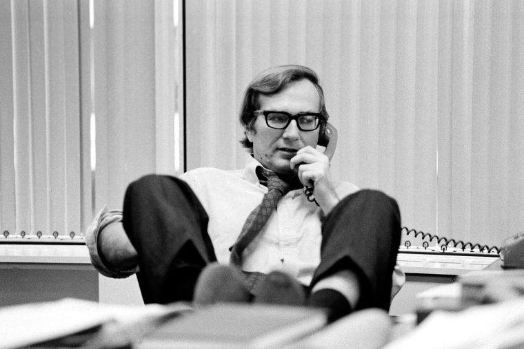 Closed-up: Seymour Hersh 1975 in seinem Büro in Washington/New York Times Closed-up: Seymour Hersh 1975 in seinem Büro in Washington/New York Times