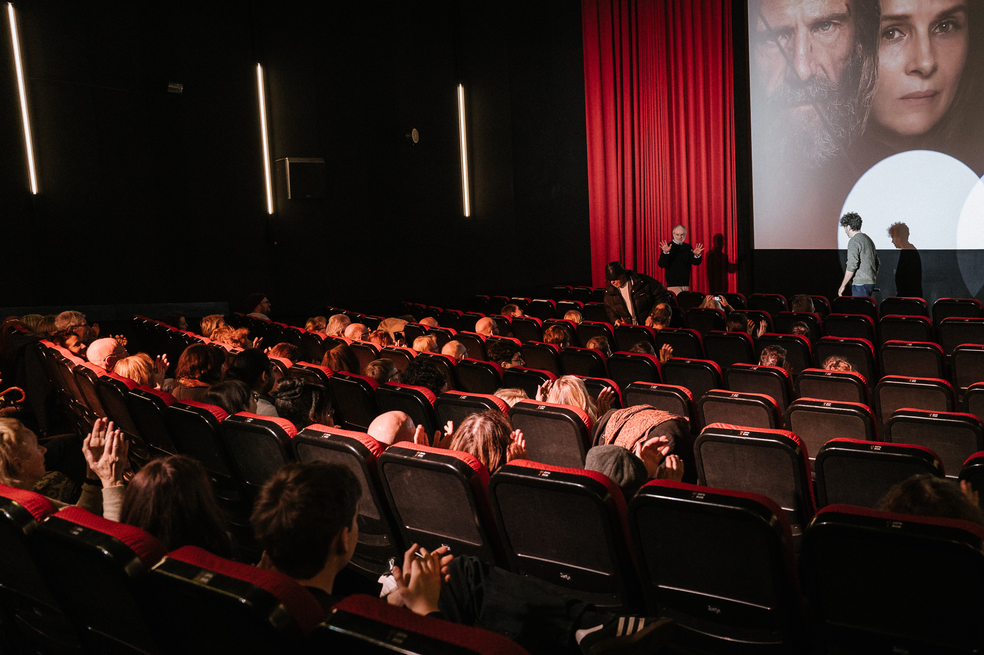 RÜCKKEHR NACH ITHAKA: Premiere im Cinema