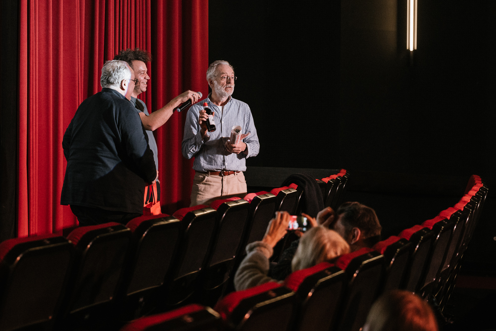 RÜCKKEHR NACH ITHAKA: Premiere im Cinema