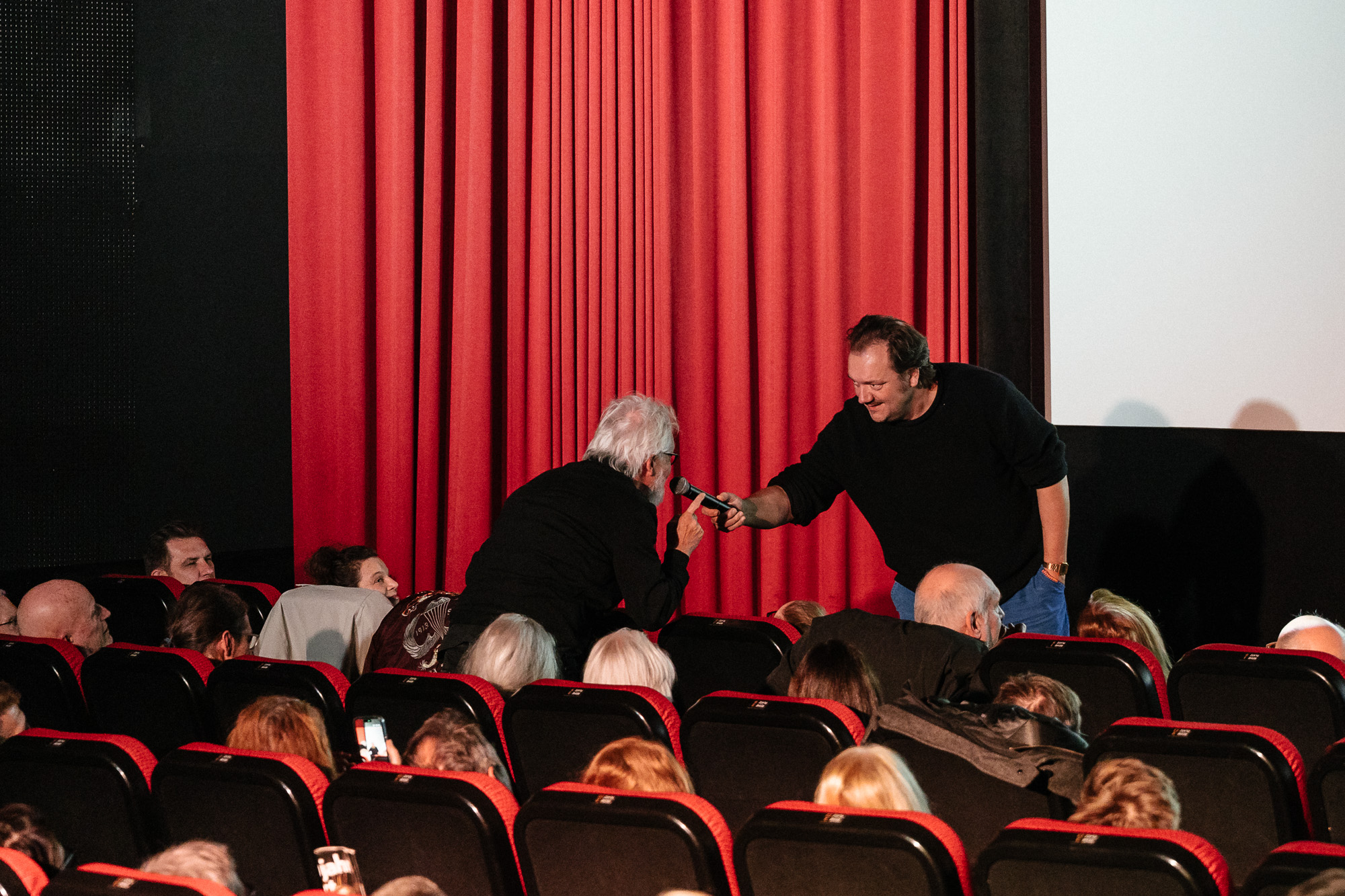 DER HELD VOM BAHNHOF FRIEDRICHSTRASSE: Sondervorstellung mit Charly Hübner im Cinema