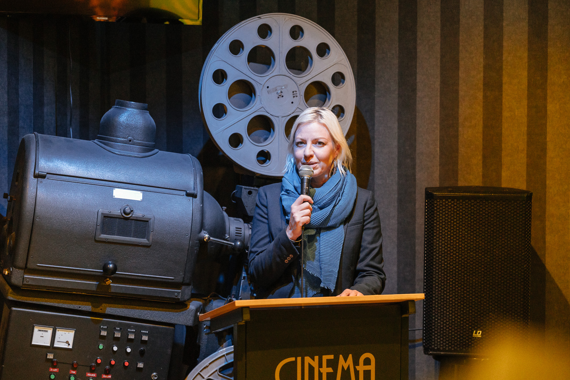 THIS IS NOT A PLAYLIST: Premiere im Cinema