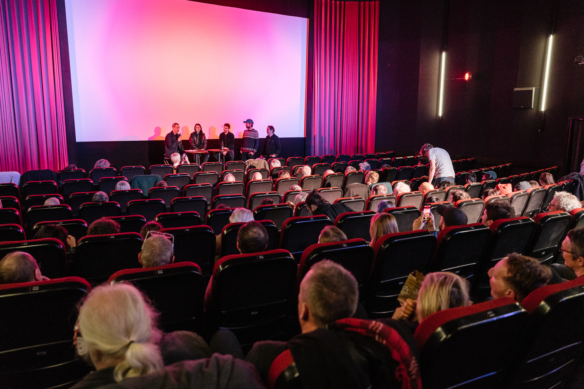 THIS IS NOT A PLAYLIST: Premiere im Cinema