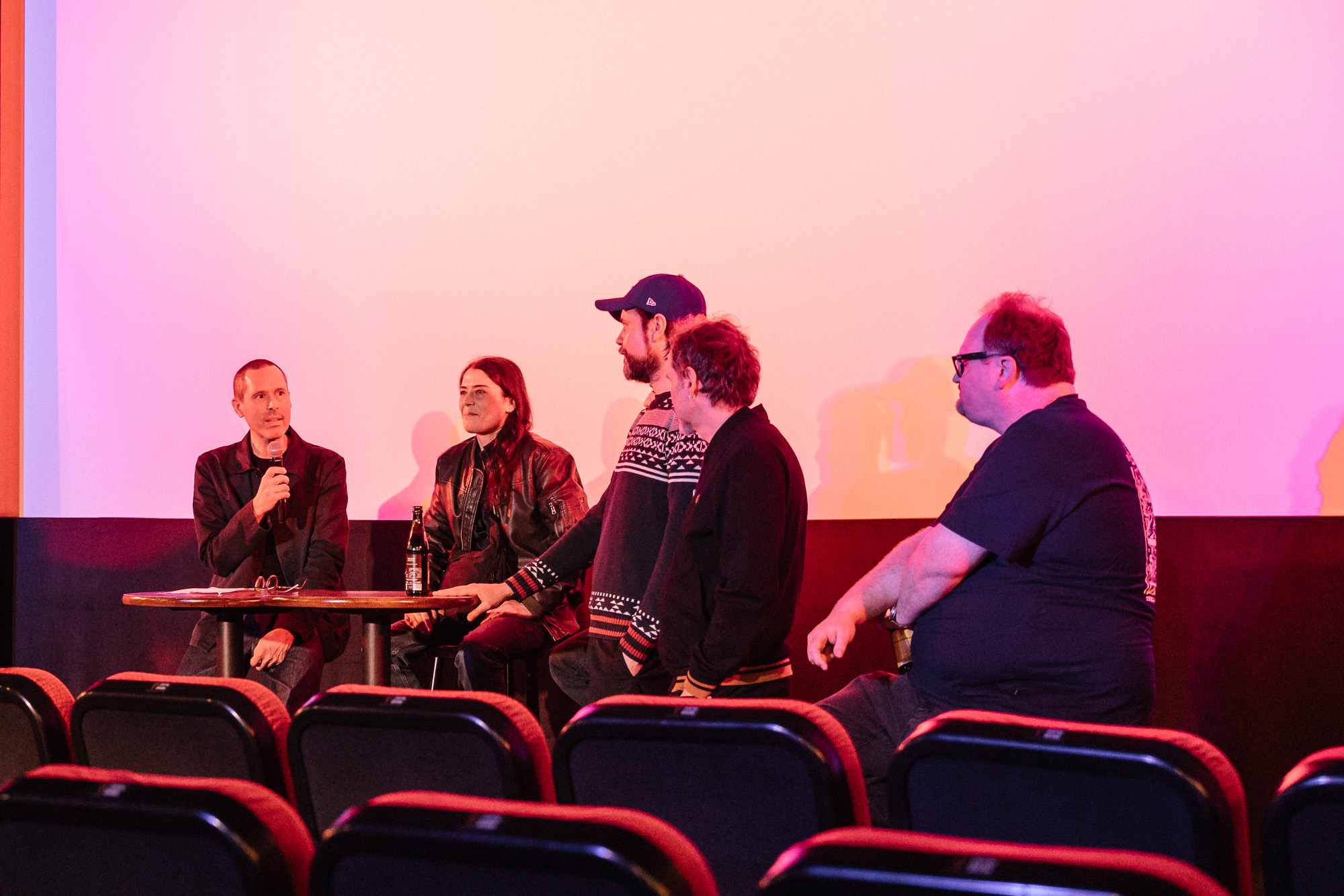 THIS IS NOT A PLAYLIST: Premiere im Cinema