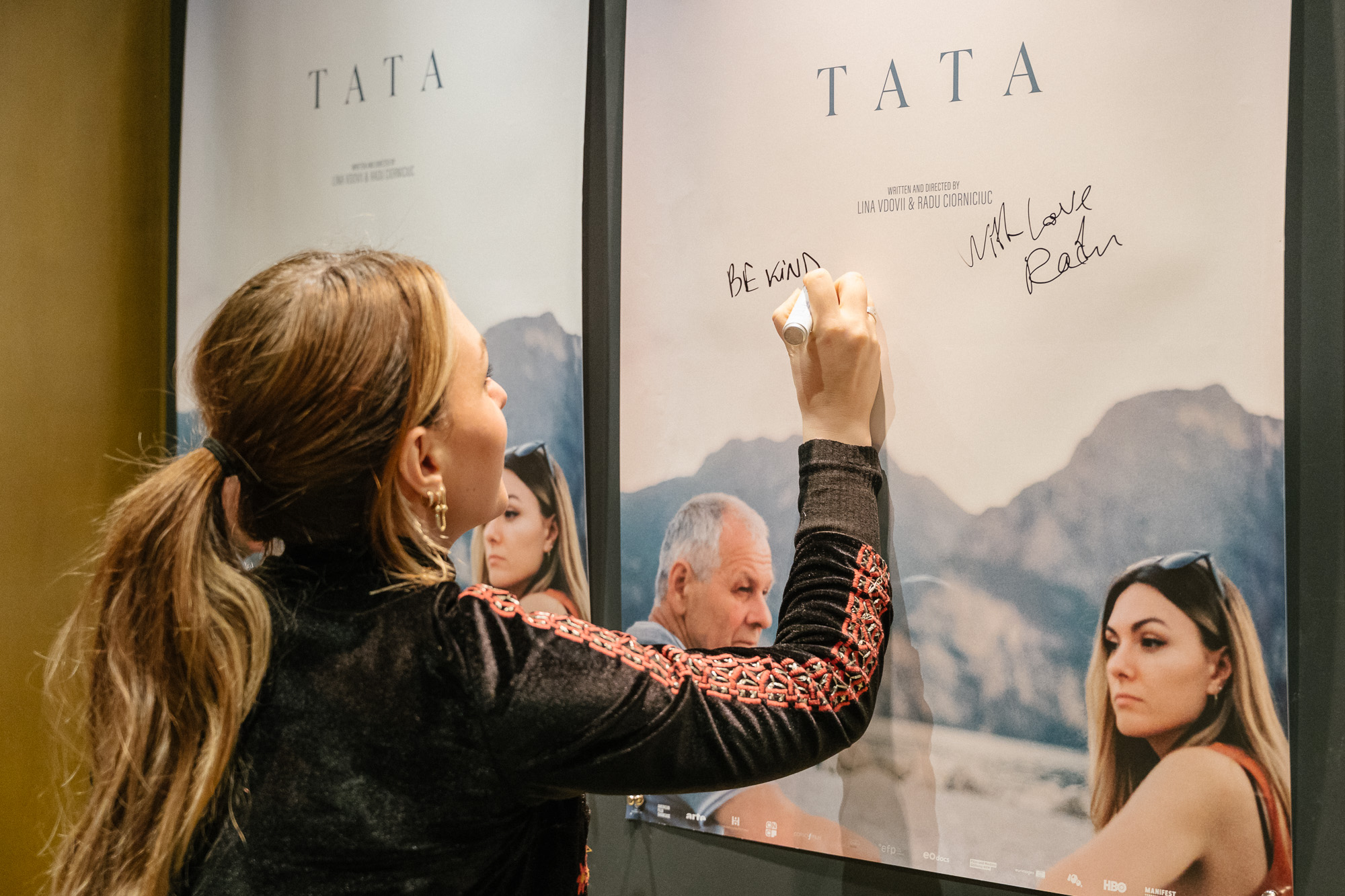 TATA - VATER: Premiere im Metropol