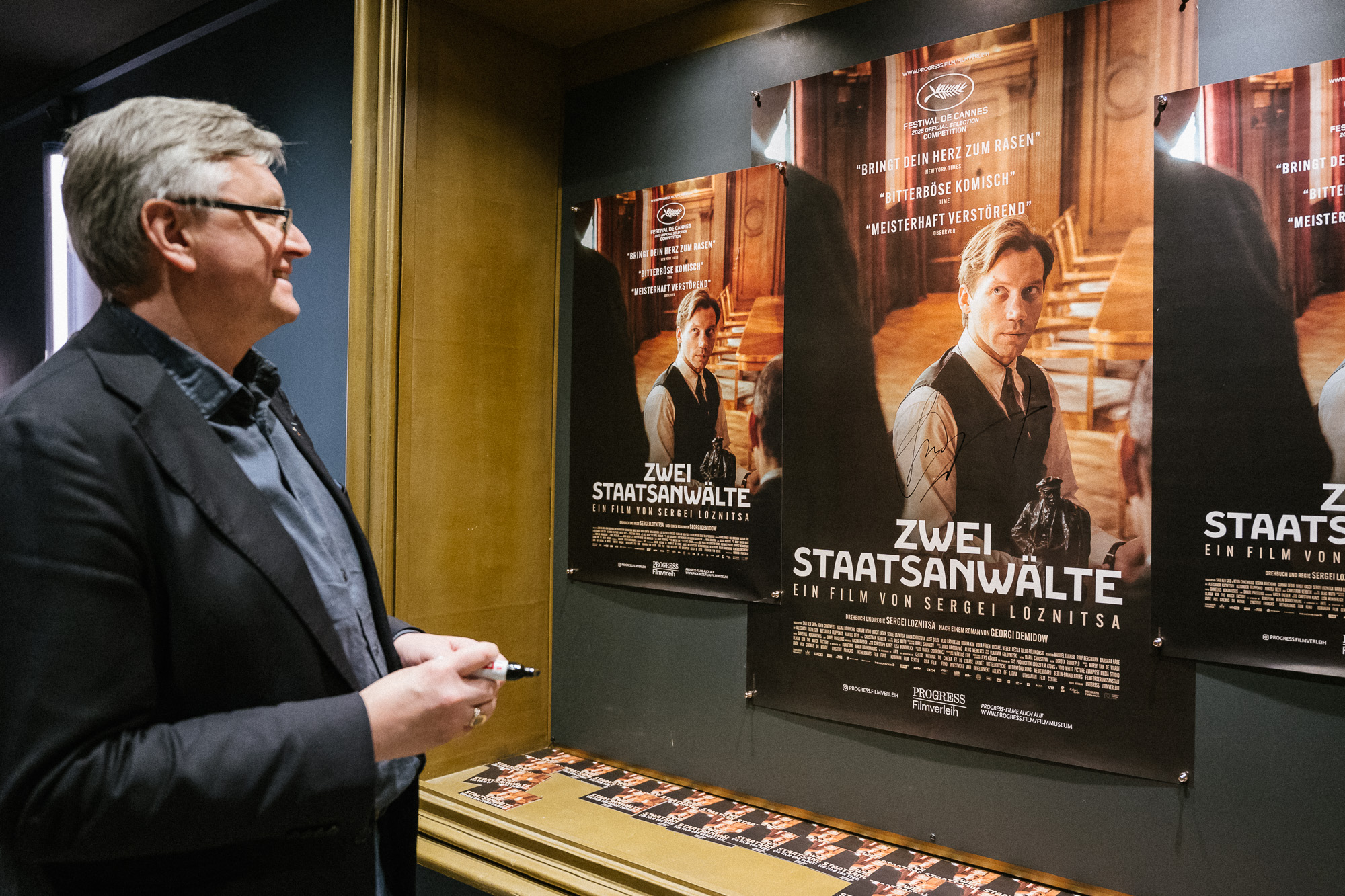 ZWEI STAATSANWÄLTE: Premiere im Metropol