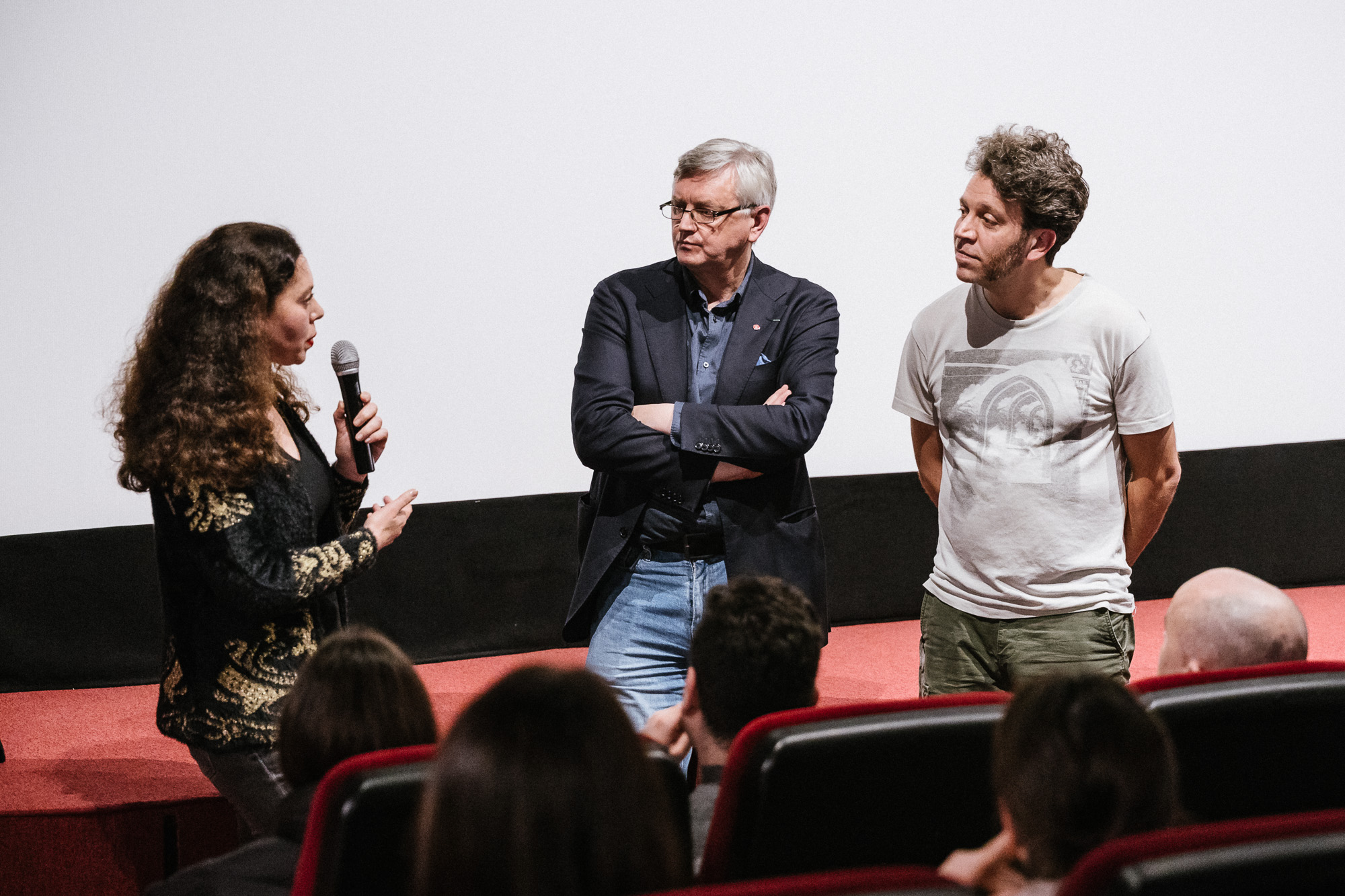 ZWEI STAATSANWÄLTE: Premiere im Metropol