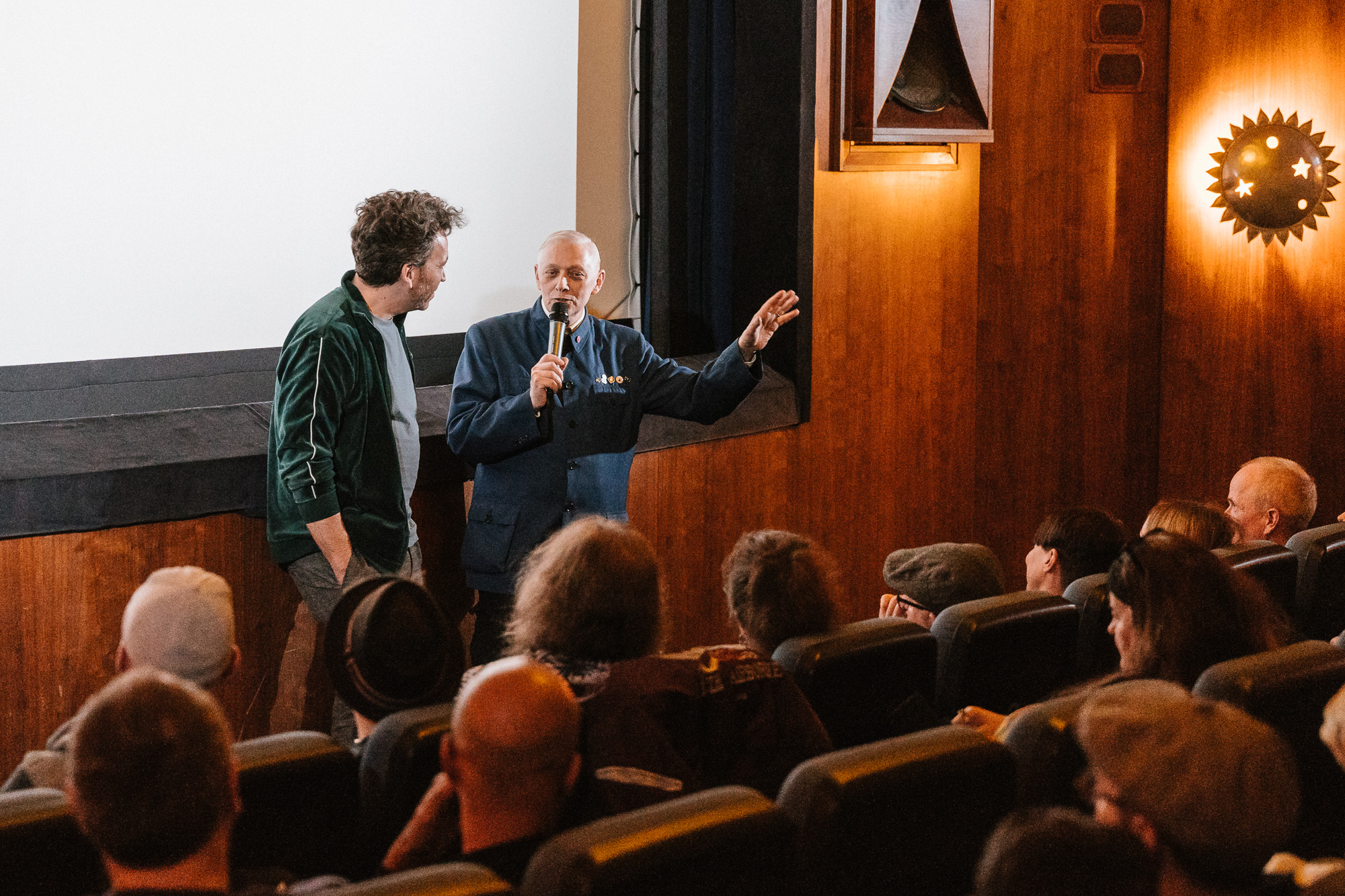 AUSWÄRTSSPIEL / B-MOVIE: Mark Reeder im Bambi