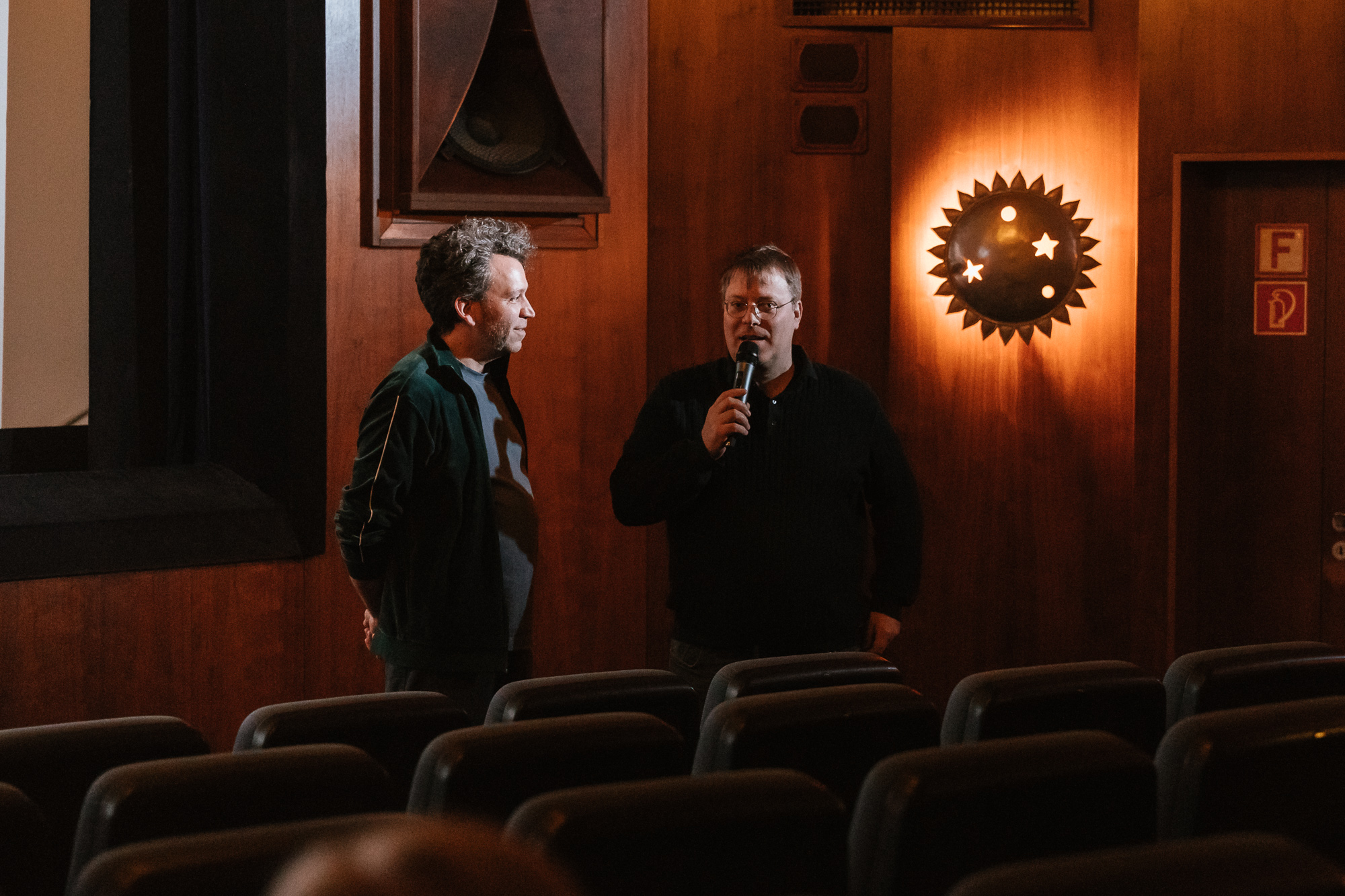 DER TOD WIRD KOMMEN: Premiere im Bambi