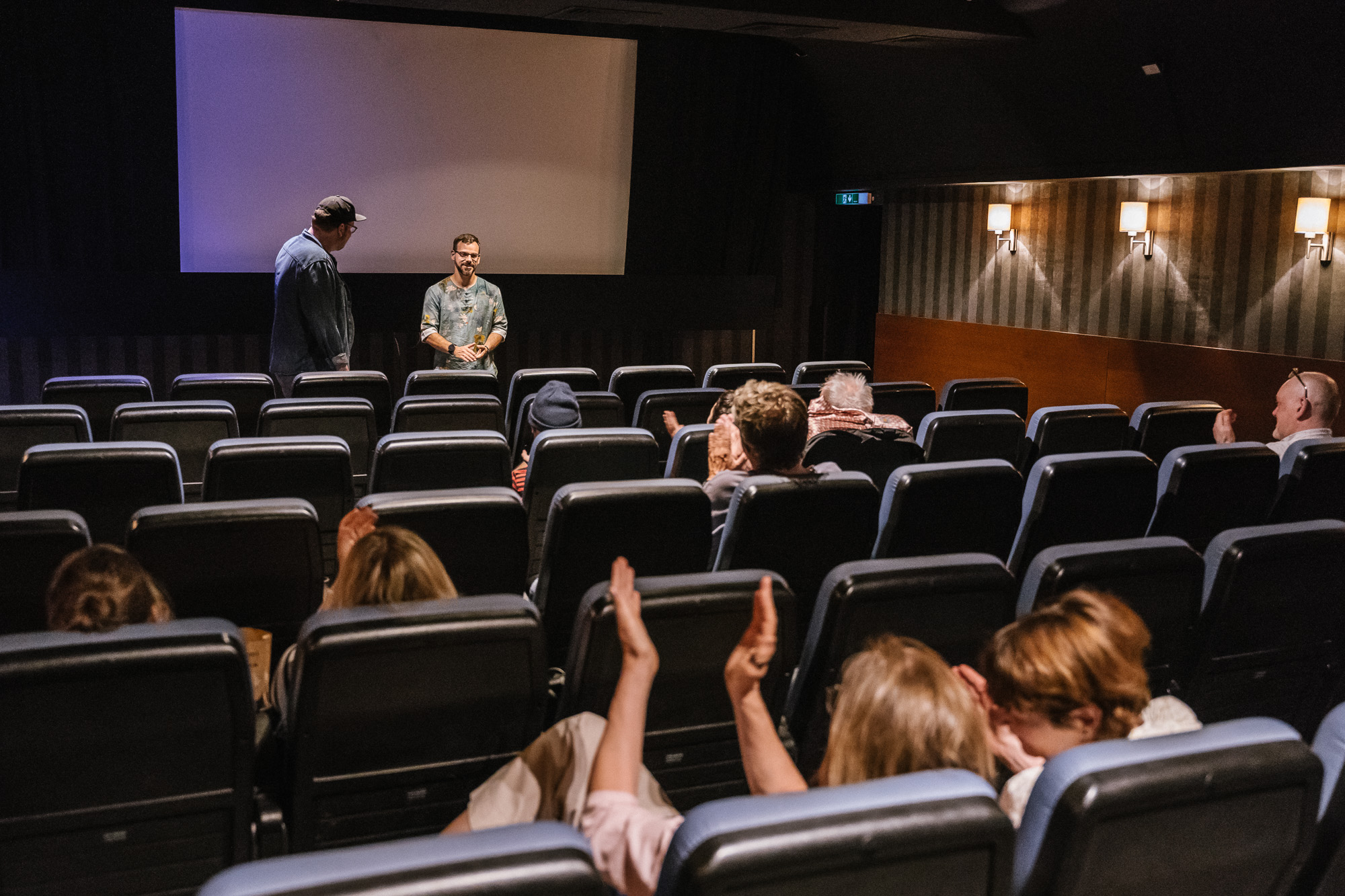 BORN TO FAKE: Premiere im Bambi