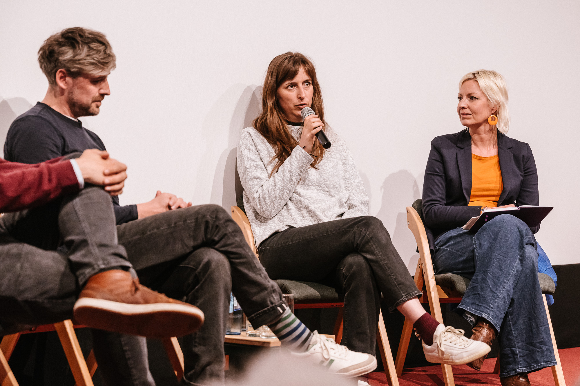 DAS GEWICHT DER WELT: Premiere im Metropol