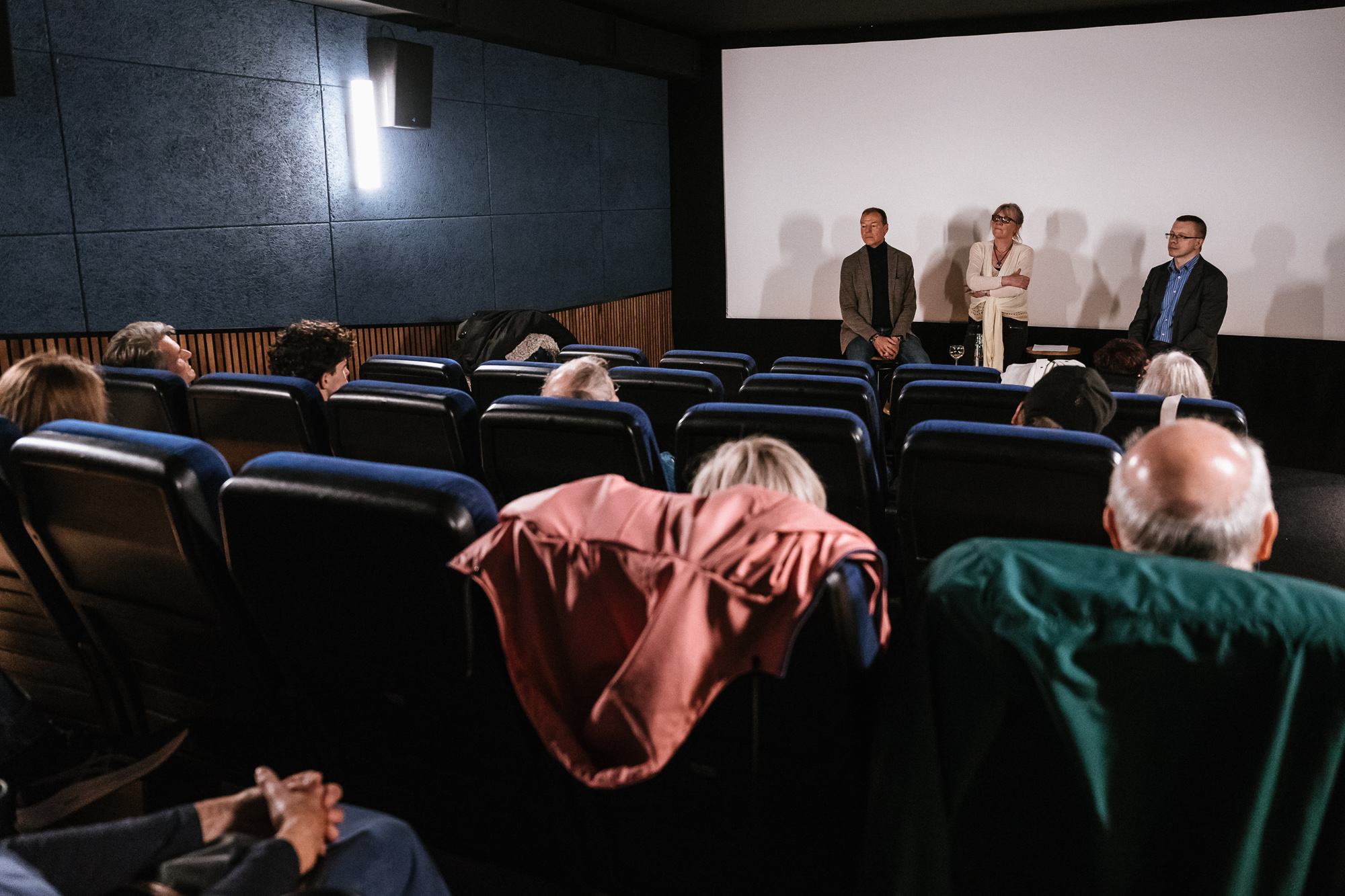 Investigativer Journalismus: Talk & Film im Metropol
