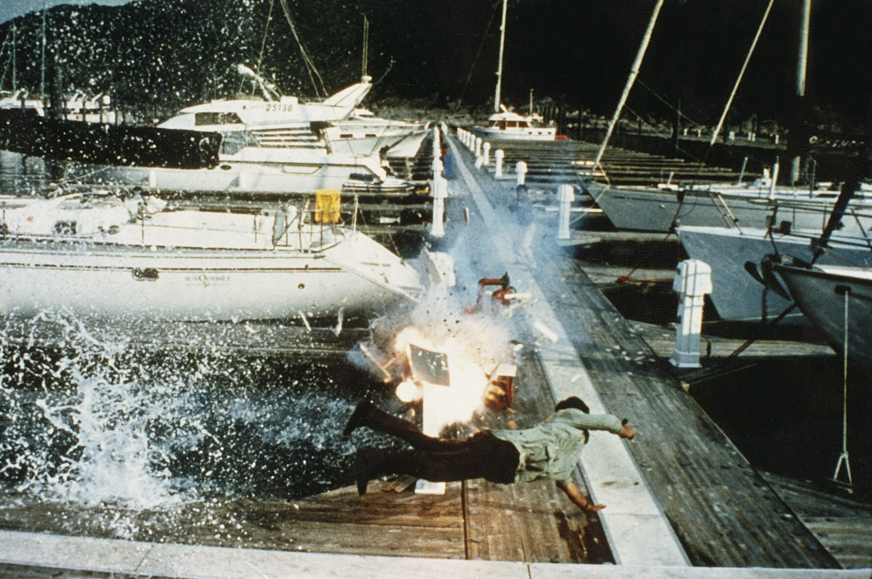 Hard Boiled - 1992