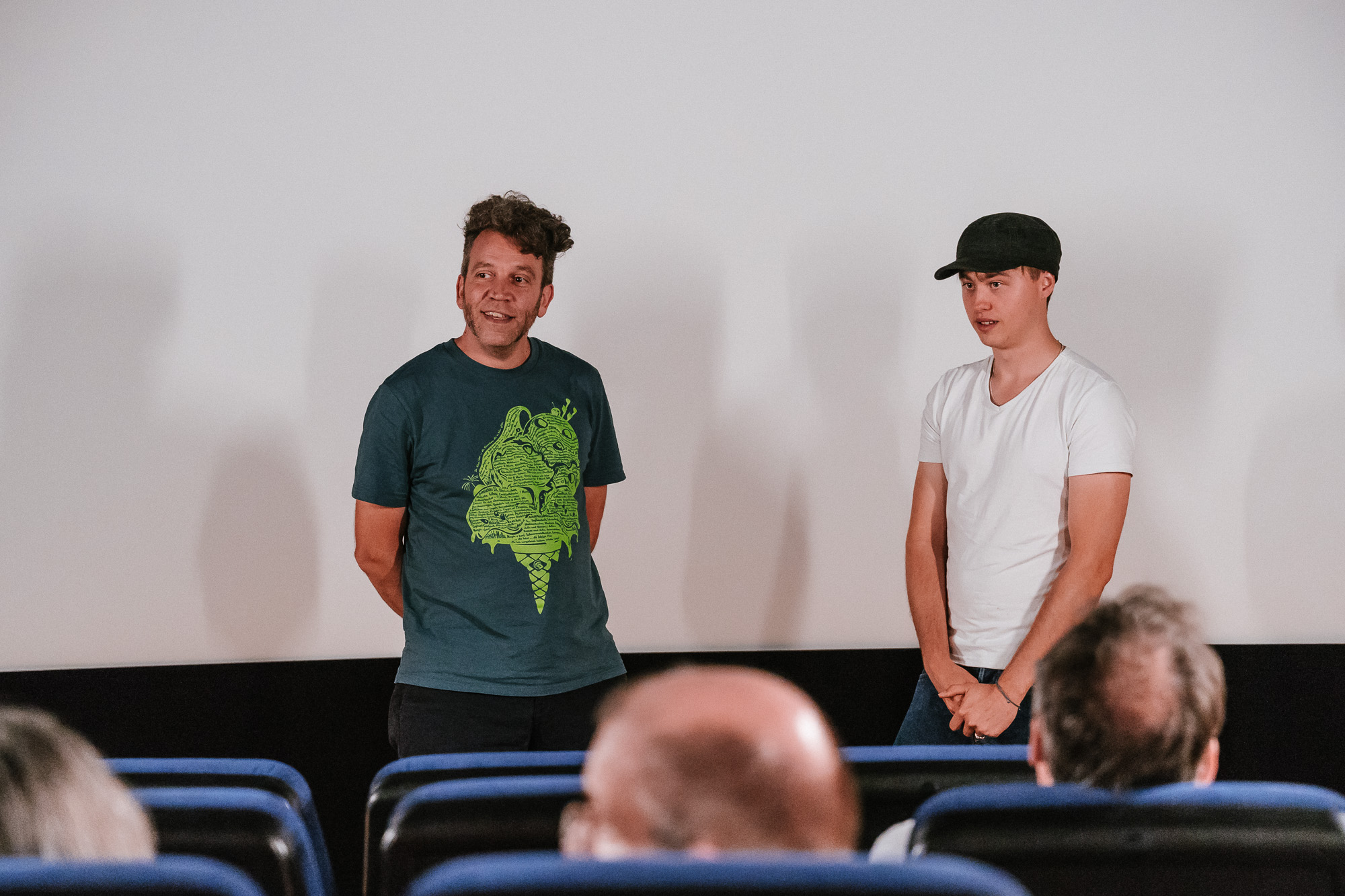 SAVE THE WAVE: Sondervorstellung im Metropol