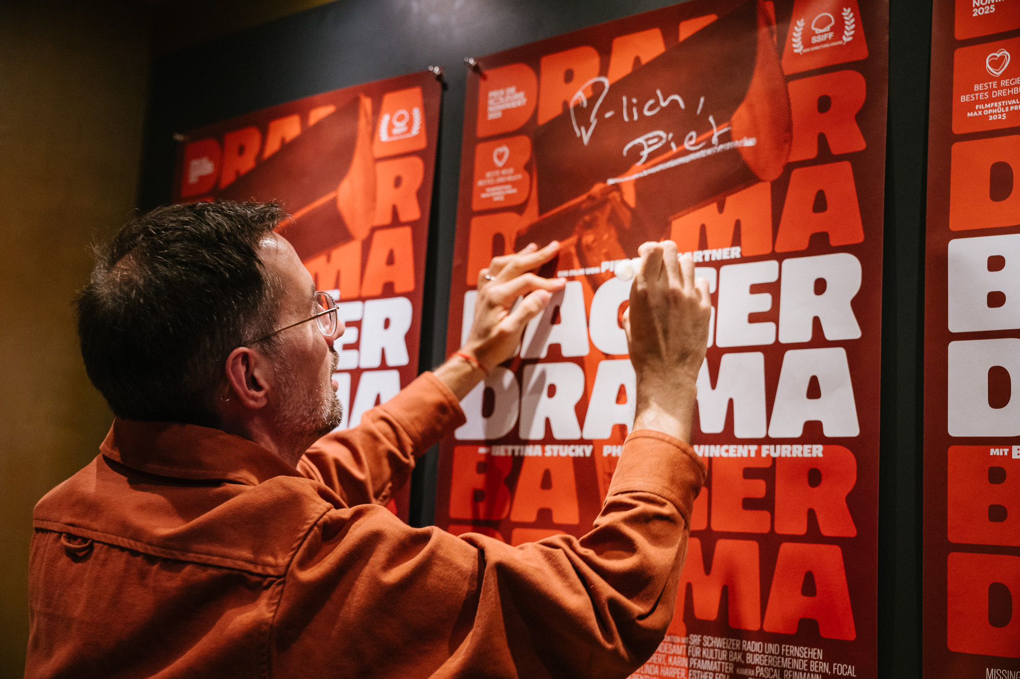 BAGGER DRAMA: Premiere im Metropol