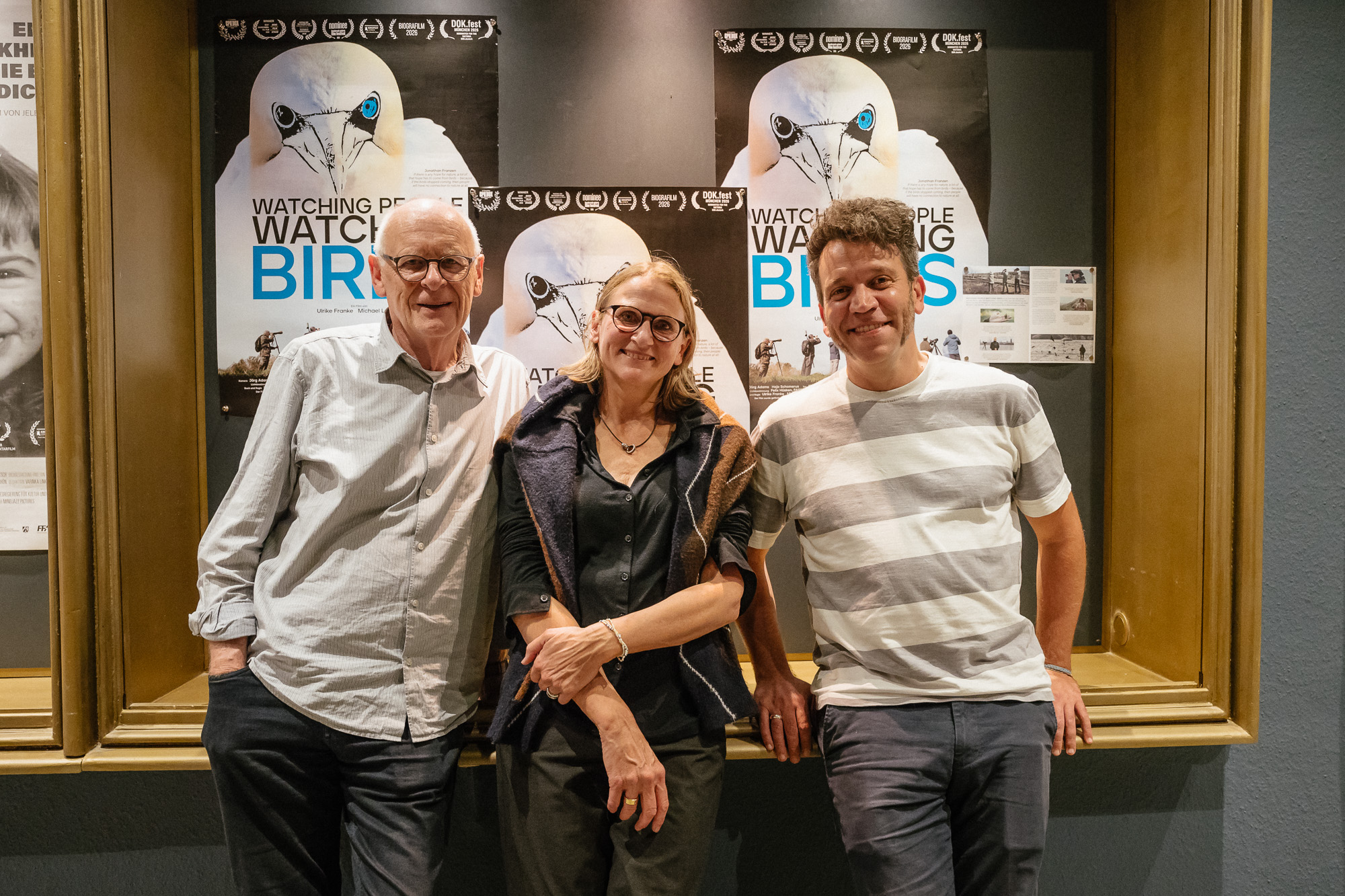 WATCHING PEOPLE WATCHING BIRDS: Premiere im Metropol